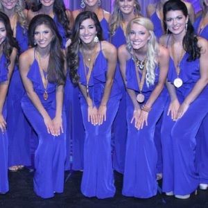 Laundry by Shelli Segal Blue Jumpsuit. Size 0.